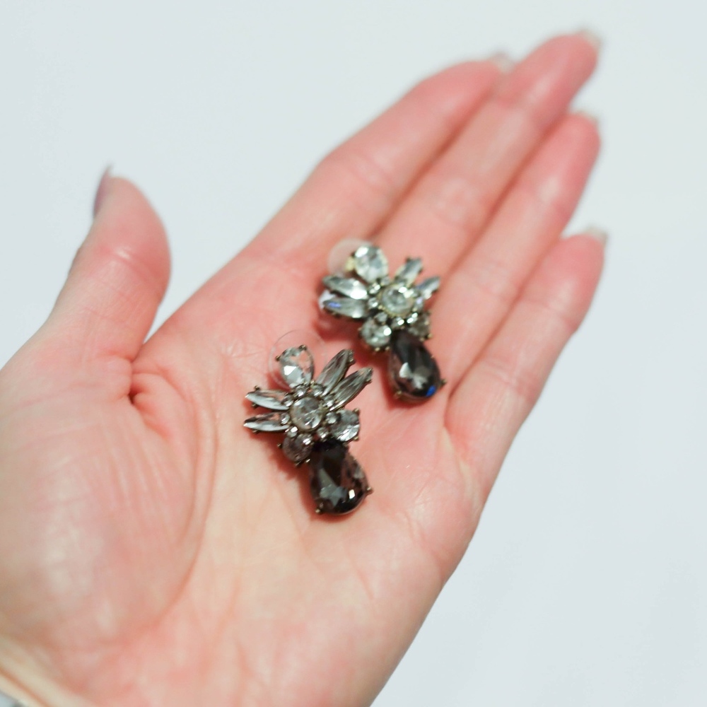 1920’s Rhinestone Statement Studs - Picture 3 of 4
